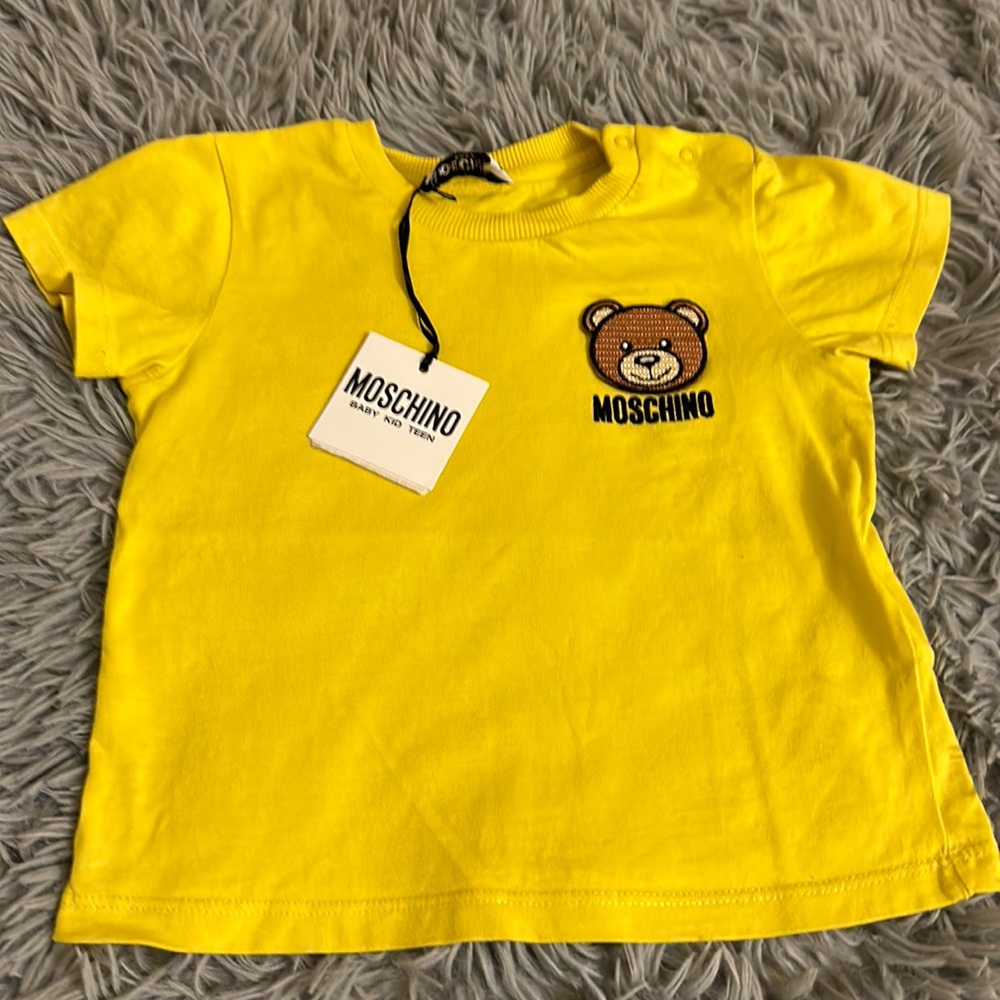 Moschino T shirt